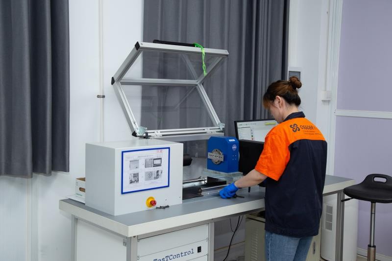 摩擦系數(shù)檢測(cè)儀 (1).jpg